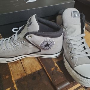 Converse High Tops- Mens size 10/Womens 12